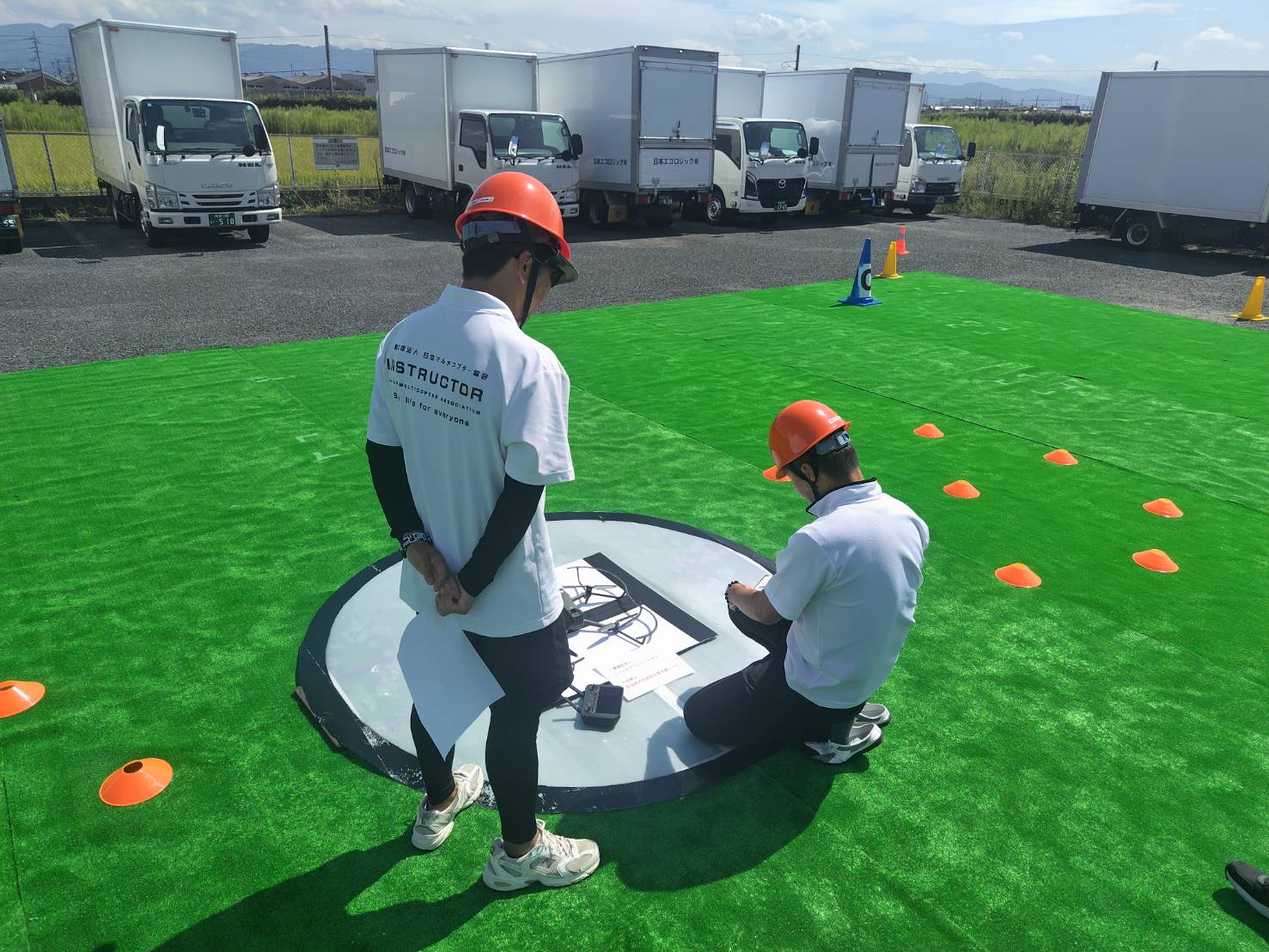 YAMATO DRONE WORKS - 革新的なドローンスクール